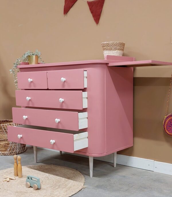 Vintage commode roze retro Vintage commode roze retro