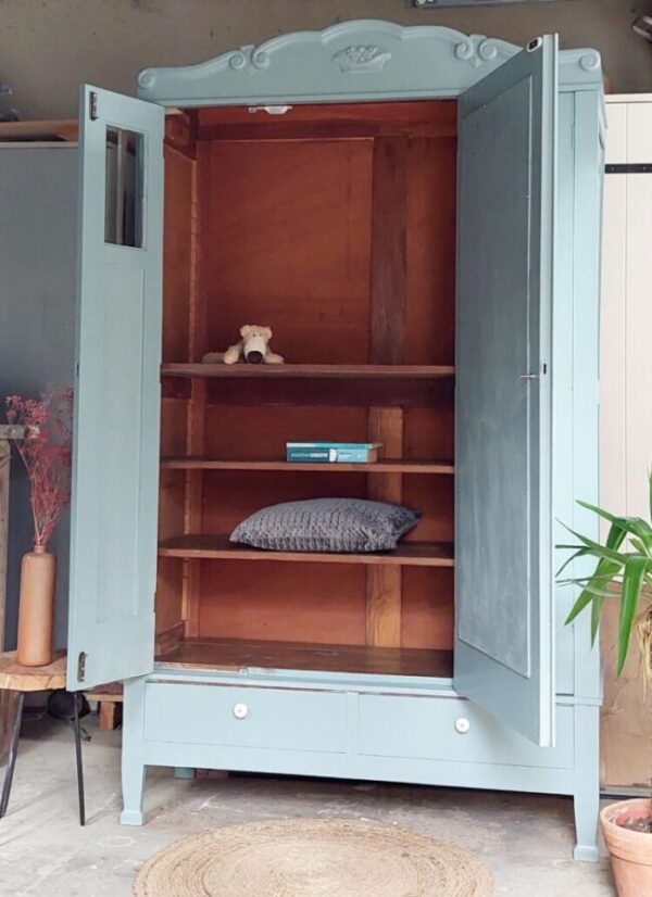 Vintage spiegelkast kledingkast blauw Vintage spiegelkast kledingkast blauw