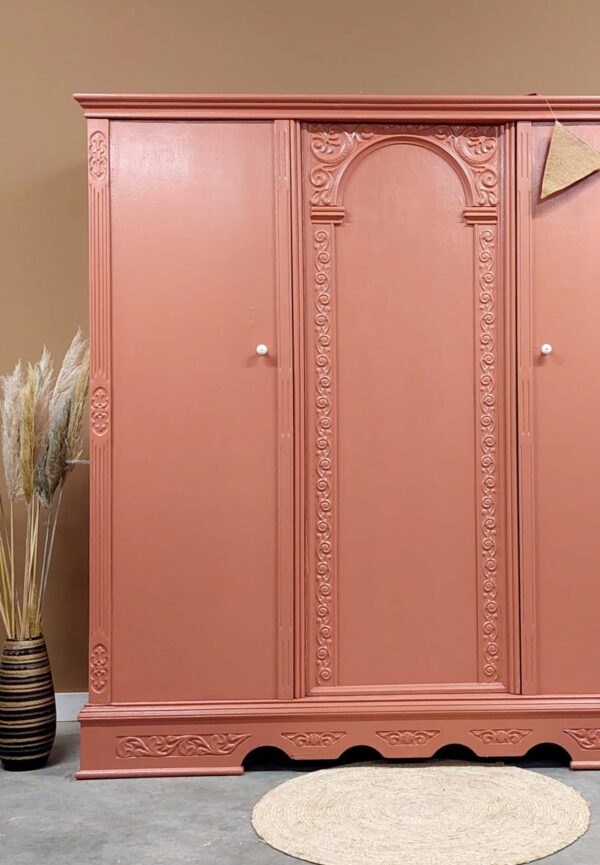 vintage kledingkast terracotta 3 vintage sierlijke demontabele kledingkast meidenkamer kast kinderkamer