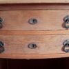Vintage sierlijke commode houtkleur Vintage sierlijke commode houtkleur