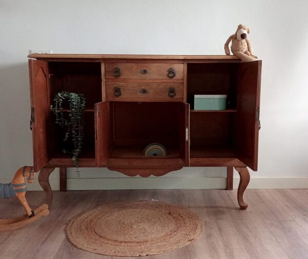 WhatsApp Image 2023-12-20 at 11.33.00 Vintage sierlijke commode houtkleur