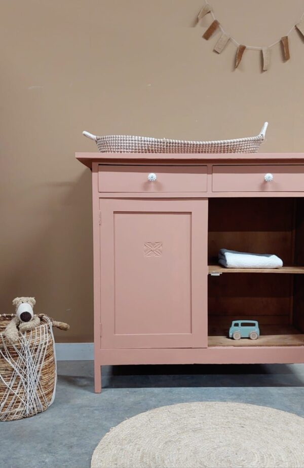 vintage commode meidencommode babykamer