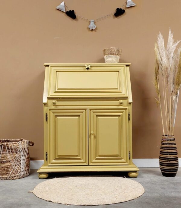 vintage kinderbureau frisgeel