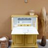 Vintage kinderbureau frisgeel