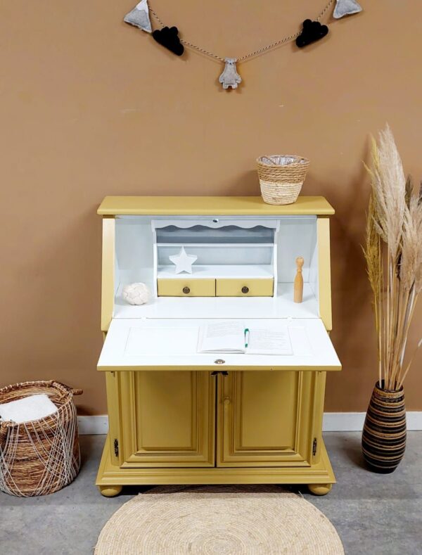Vintage kinderbureau frisgeel