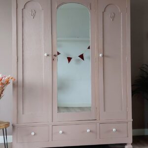 Vintage Demontabele spiegelkast in een warme oudroze kleur