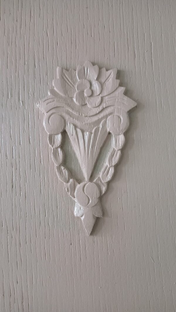 Demontabele spiegelkast in een warme oudroze kleur