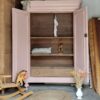 Prachtige biedermeier kledingkast- zachtroze