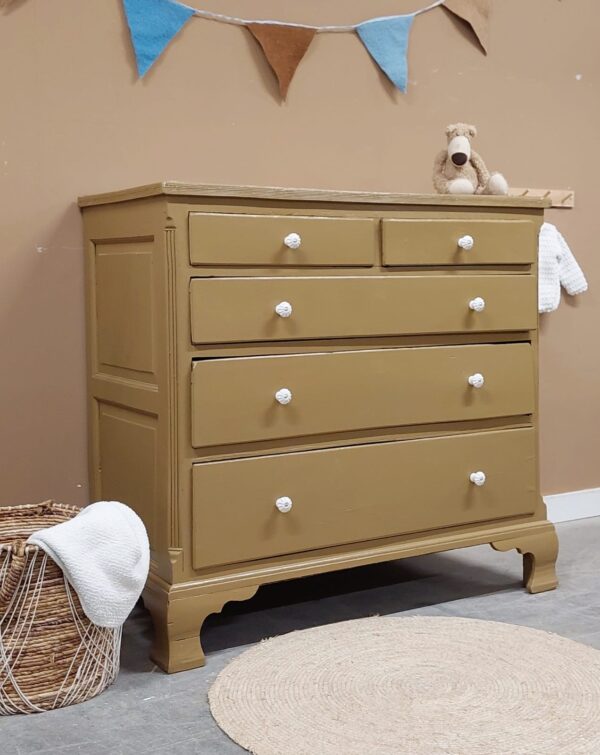 Vintage brocante commode halkast speelgoedkast kinderkamer babykamer
