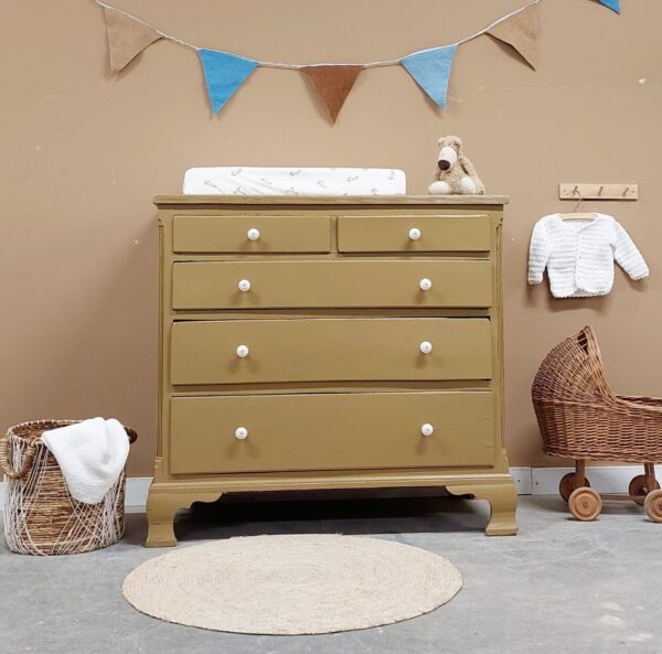 Vintage brocante commode halkast speelgoedkast kinderkamer babykamer