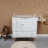 Babykamer kinderkamer vintage commode hout wit duurzaam uniek speelgoedkast