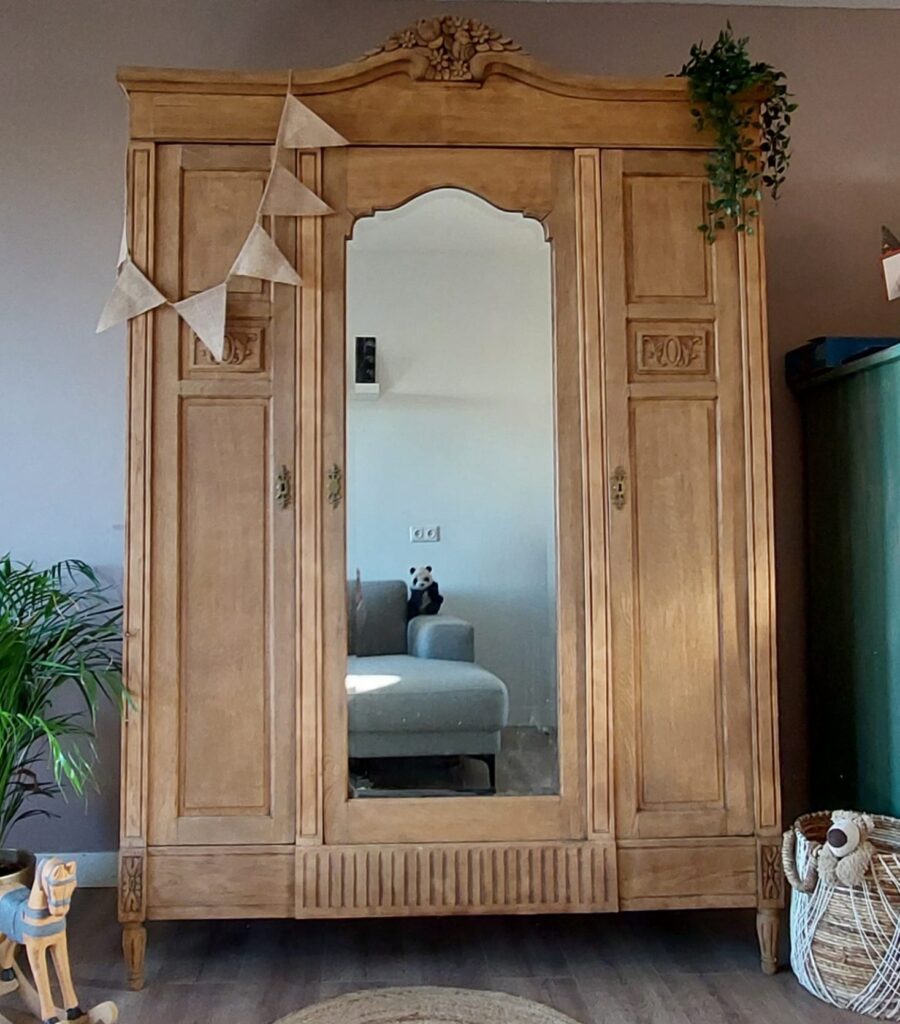 Vintage commode in houtkleur Barneveld