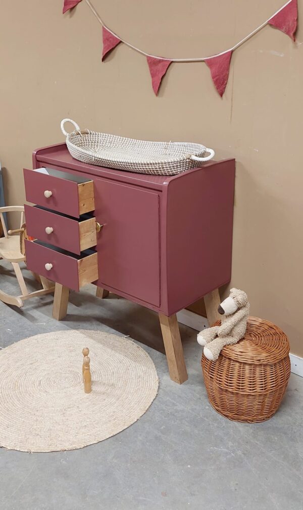 vintage commode paars