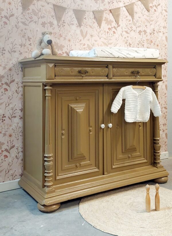 Vintage commode warm tan Vintage commode warm tan