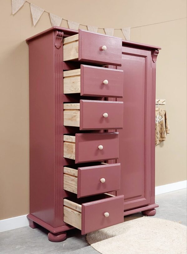 WhatsApp Image 2025-04-03 at 20.52.16 (4) Vintage klassieke ladekast meidenkast kinderkamerkast Merlot Mania