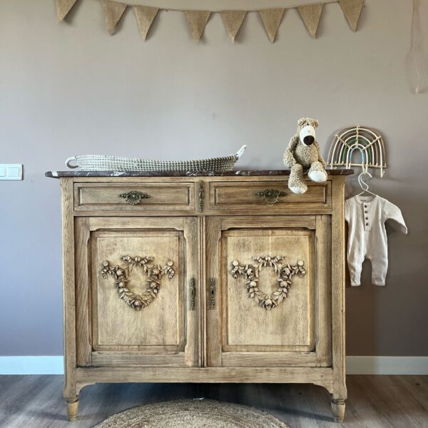 Commode marmer babykamer vintage
