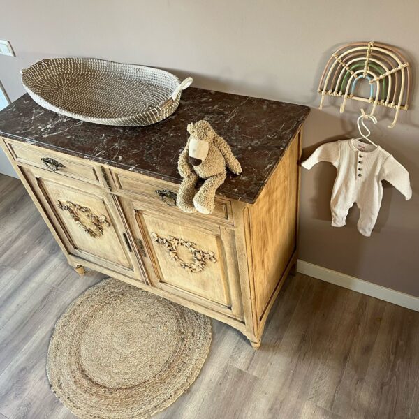 Commode marmer babykamer vintage