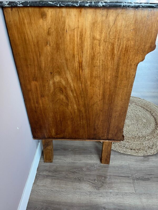 Prachtige franse vintage commode met marmeren blad – een tijdloos pronkstuk