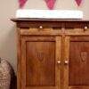 Vintage commode uniek hout marmerenblad babykamer kinderkamer meidenkamer jongenskamer