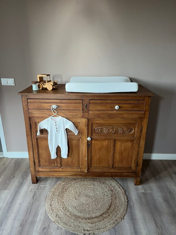 WhatsApp Image 2025-08-11 at 21.04.57 (2) prachtige vintage commode in originele hout kleur