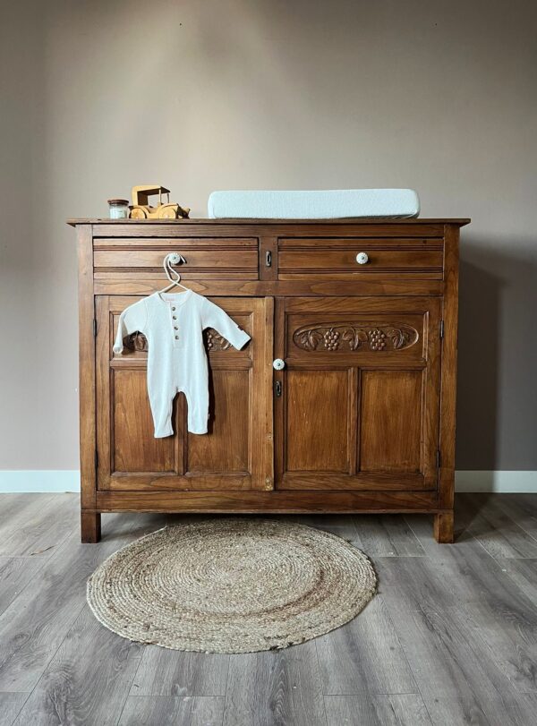 WhatsApp Image 2025-08-11 at 21.04.57 (4) prachtige vintage commode in originele hout kleur