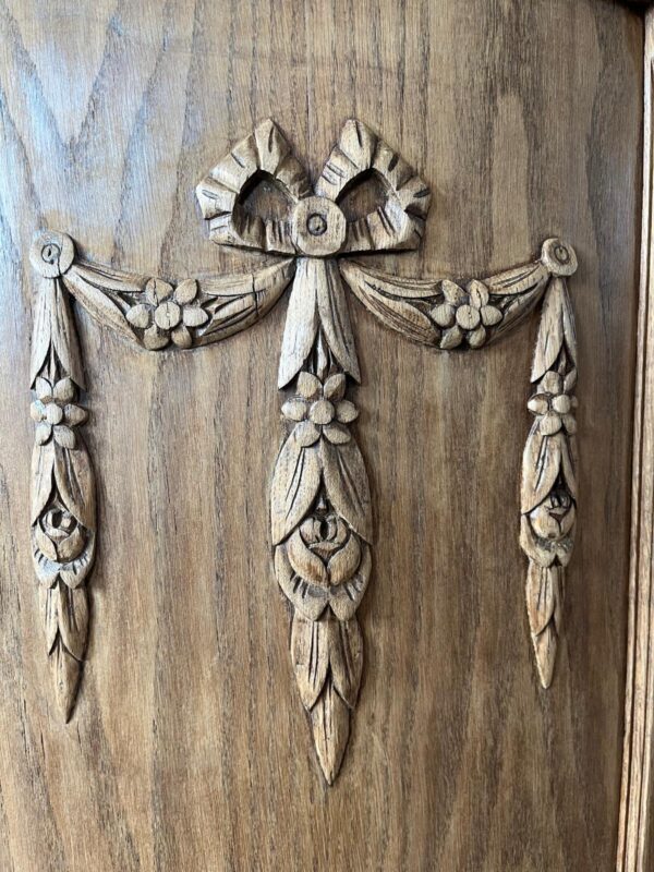 WhatsApp Image 2025-08-22 at 13.06.20 (4) Vintage houtkleur eiken commode met marmeren blad