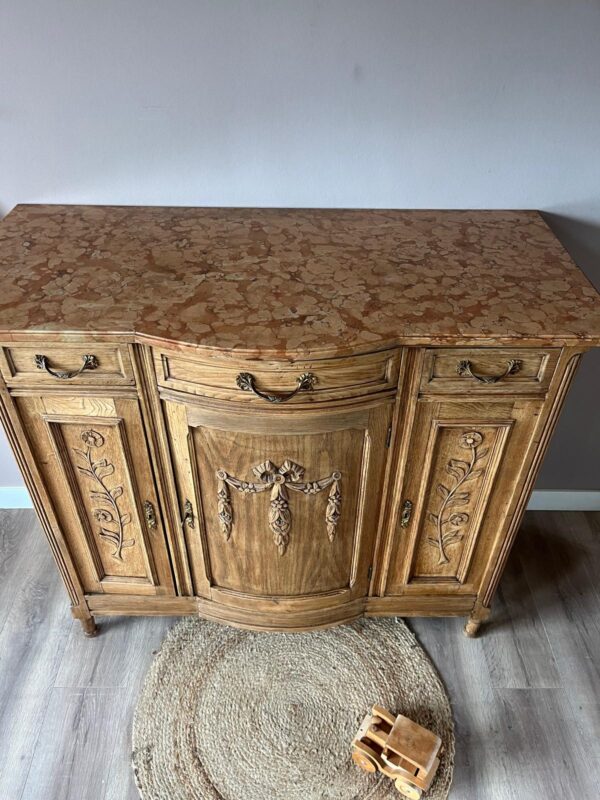 WhatsApp Image 2025-08-22 at 13.06.20 (9) Vintage houtkleur eiken commode met marmeren blad