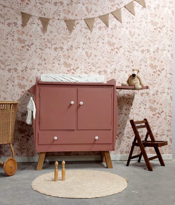 vintage commode babykamer, vintage kast kinderkamer
