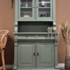 vintage brocante buffetkast servierskast woonkamerkast olijfgroen vitrinekast