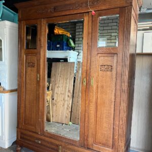 WhatsApp Image 2025-10-18 at 16.31.50 (2) Demontabele vintage spiegelkast houtkleur