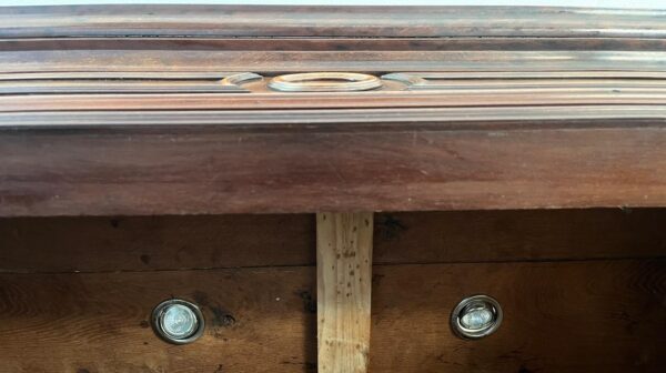 WhatsApp Image 2025-10-24 at 13.58.00 (3) Louis-philippe Boekenkast Vitrinekast