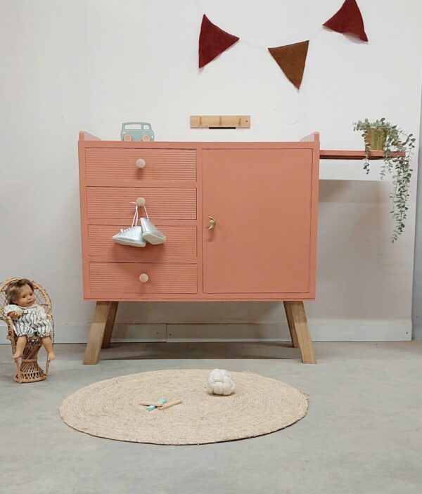 vintage commode babykamer, vintage kast kinderkamer