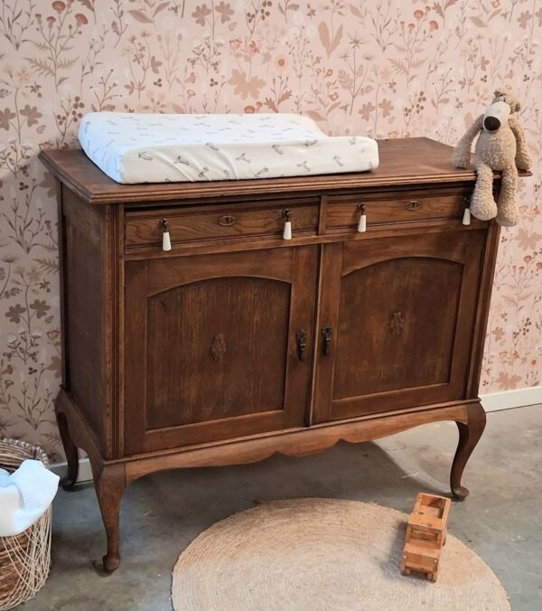 vintage commode babykamer, vintage kast kinderkamer