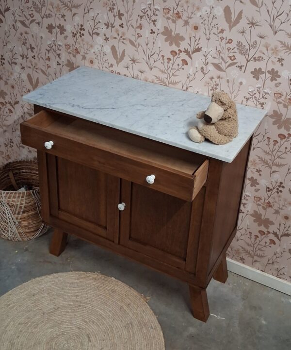 iVintage commode met wit marmerenblad