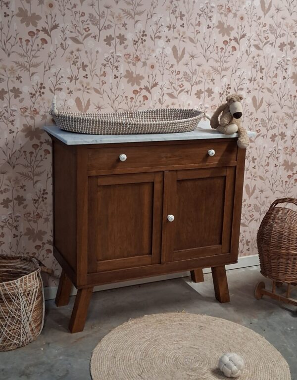 Vintage houtkleur commode met wit marmerenblad