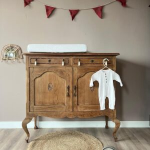 vintage commode babykamer, vintage kast kinderkamer