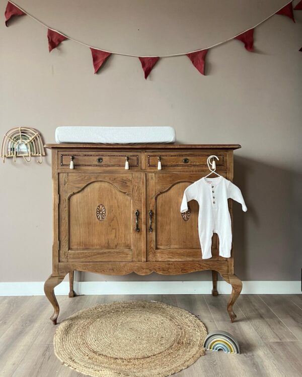 vintage commode babykamer, vintage kast kinderkamer