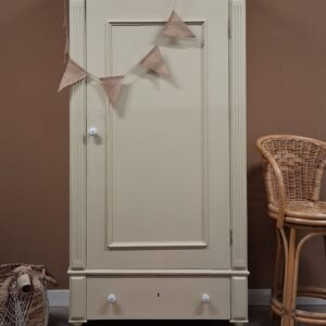 kledingkast eendeurskast vintage kast kleur naar wens kinderkamer slaapkamer inrichten