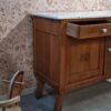 Vintage houtkleur commode met wit marmerenblad