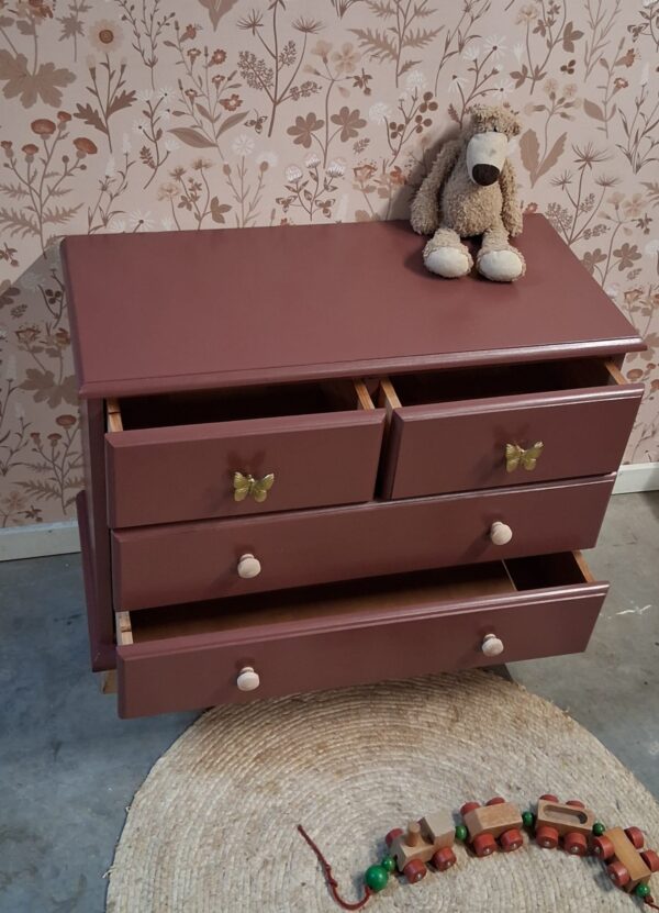 Vintage speelgoedkastje klein ladekastje Merlot Mania