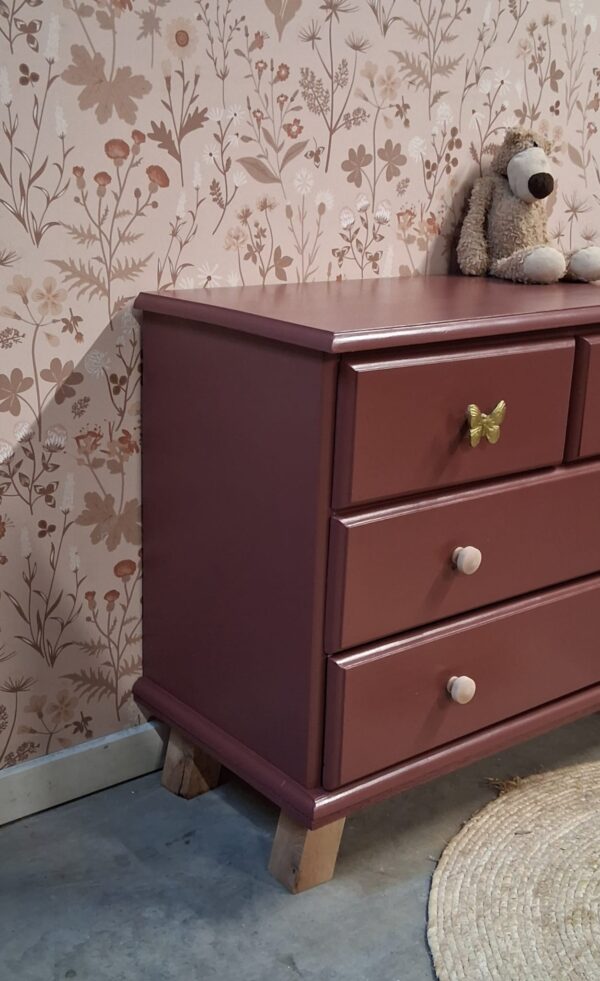 Vintage houtkleur commode met wit marmerenblad