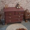 Vintage houtkleur commode met wit marmerenblad