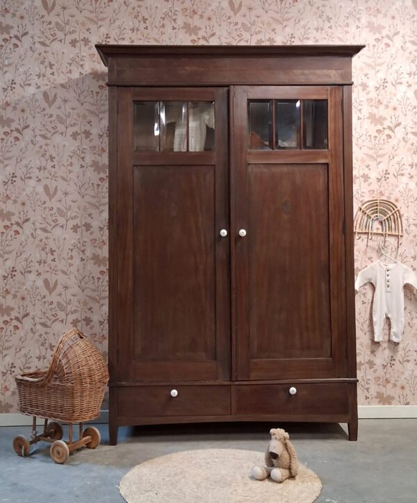 kledingkast tweedeurskast vintage kast kleur naar wens kinderkamer slaapkamer inrichten babykamer tienerkamer kledingkast uniek duurzaam kledingkast tweedeurskast vintage kast kleur naar wens kinderkamer slaapkamer inrichten babykamer tienerkamer kledingkast uniek duurzaam