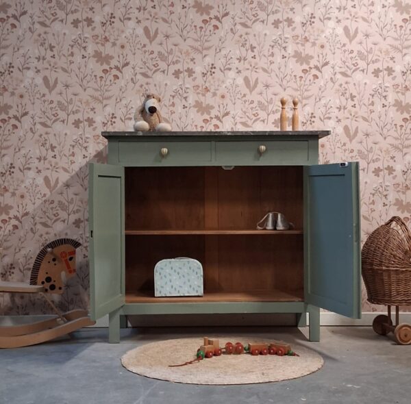 Vintage houtkleur commode met wit marmerenblad