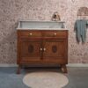 Vintage houtkleur commode met wit marmerenblad