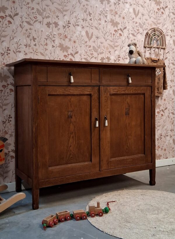 vintage commode babykamer kinderkamer meidenkamer baby zwanger uniek duurzaam