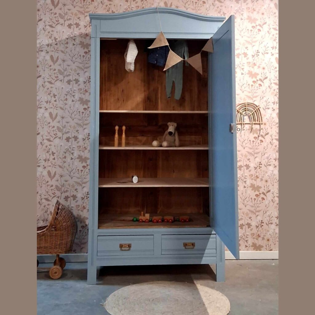 Vintage ladekast commode babykamer halkast groen duurzaam uniek kinderkamer