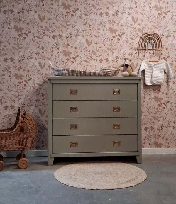 Vintage ladekast commode babykamer halkast groen duurzaam uniek kinderkamer