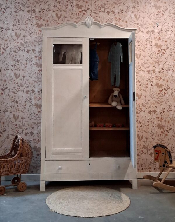 Vintage demontabele tweedeurs kledingkast in een kleur naar keuze