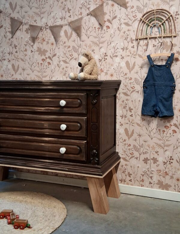 vintage commode babykamer, vintage kast kinderkamer